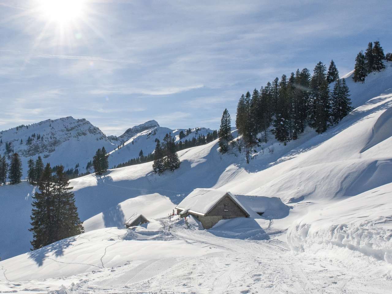 SKIHÜTTE WANNE
